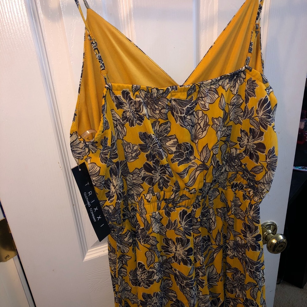 Romper - Picture 4 of 5